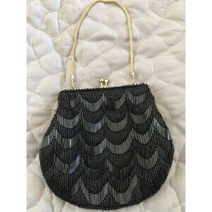 Vtg Walborg Small Black Scalloped Beaded  Shape Handbag Purse Gold Chain